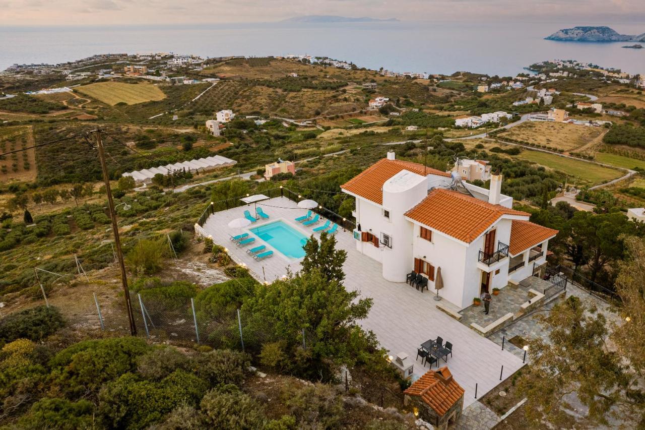 Villa Aura Pine Agia Pelagia  Esterno foto